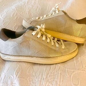 P448 “John” sneakers like new size 37 (US 7)